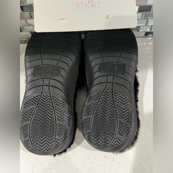 EASY SPIRIT women’s black slippers /size 5-6 - Picture 9 of 11
